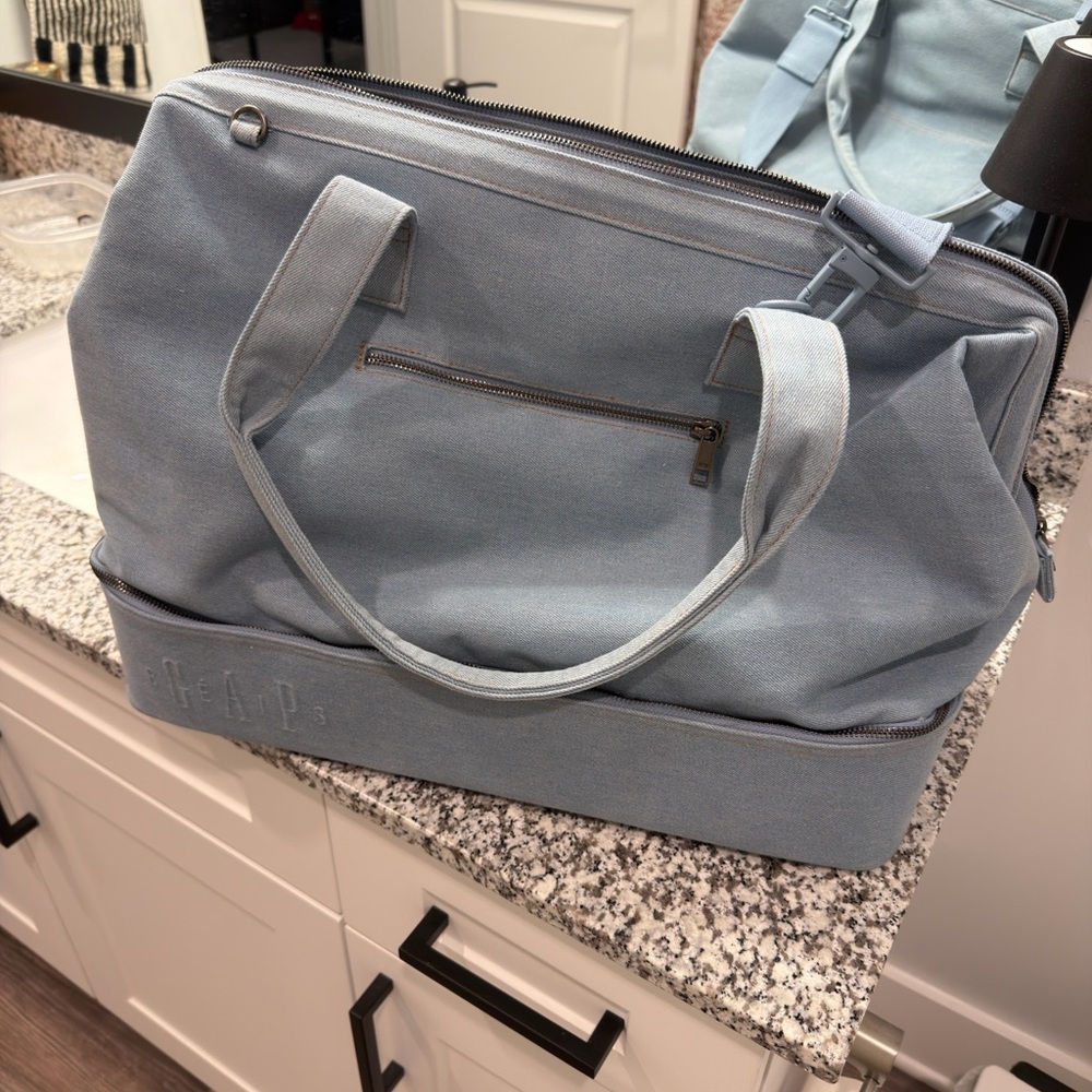 GAP X BEIS weekender
